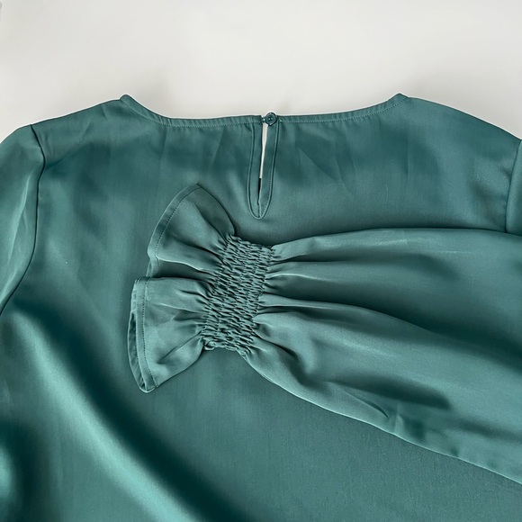 Cupshe Dark Green Long sleeved Blouse - M - NWT - Picture 8 of 8